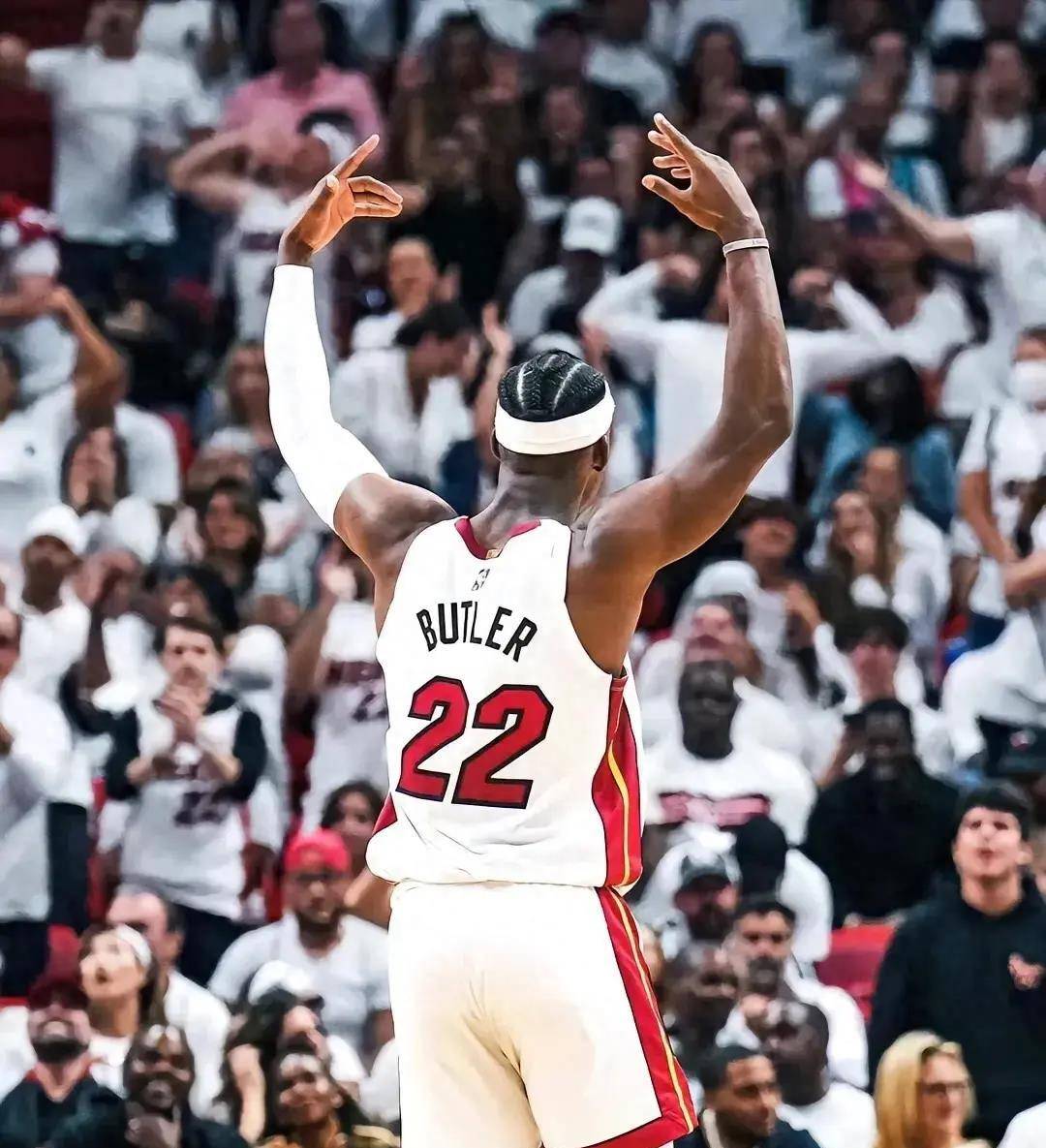 巴特勒狂砍刷新队史纪录分，爆发新星迎来新赛季高光！